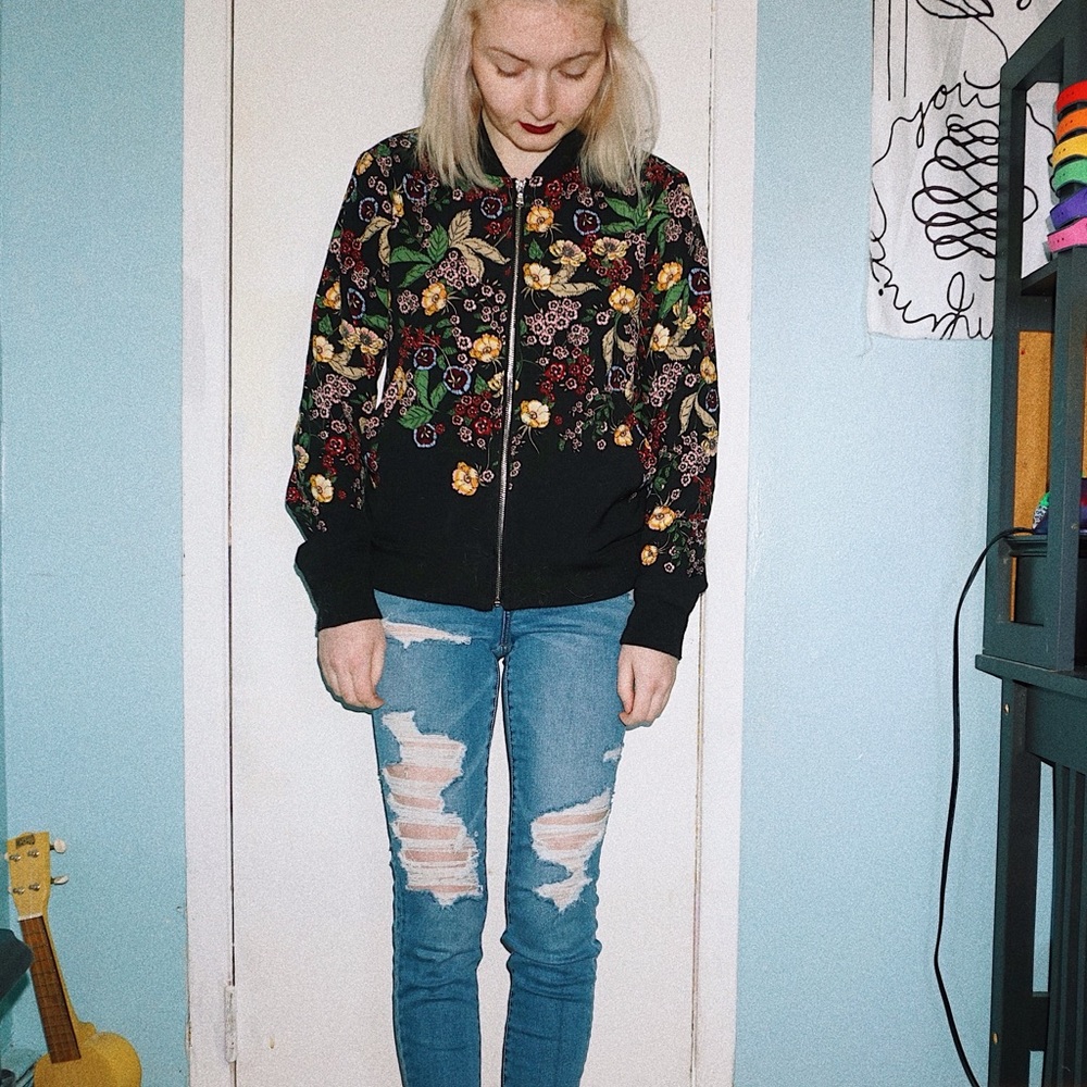 Flower printer bomber jacket - Picture 5 of 8